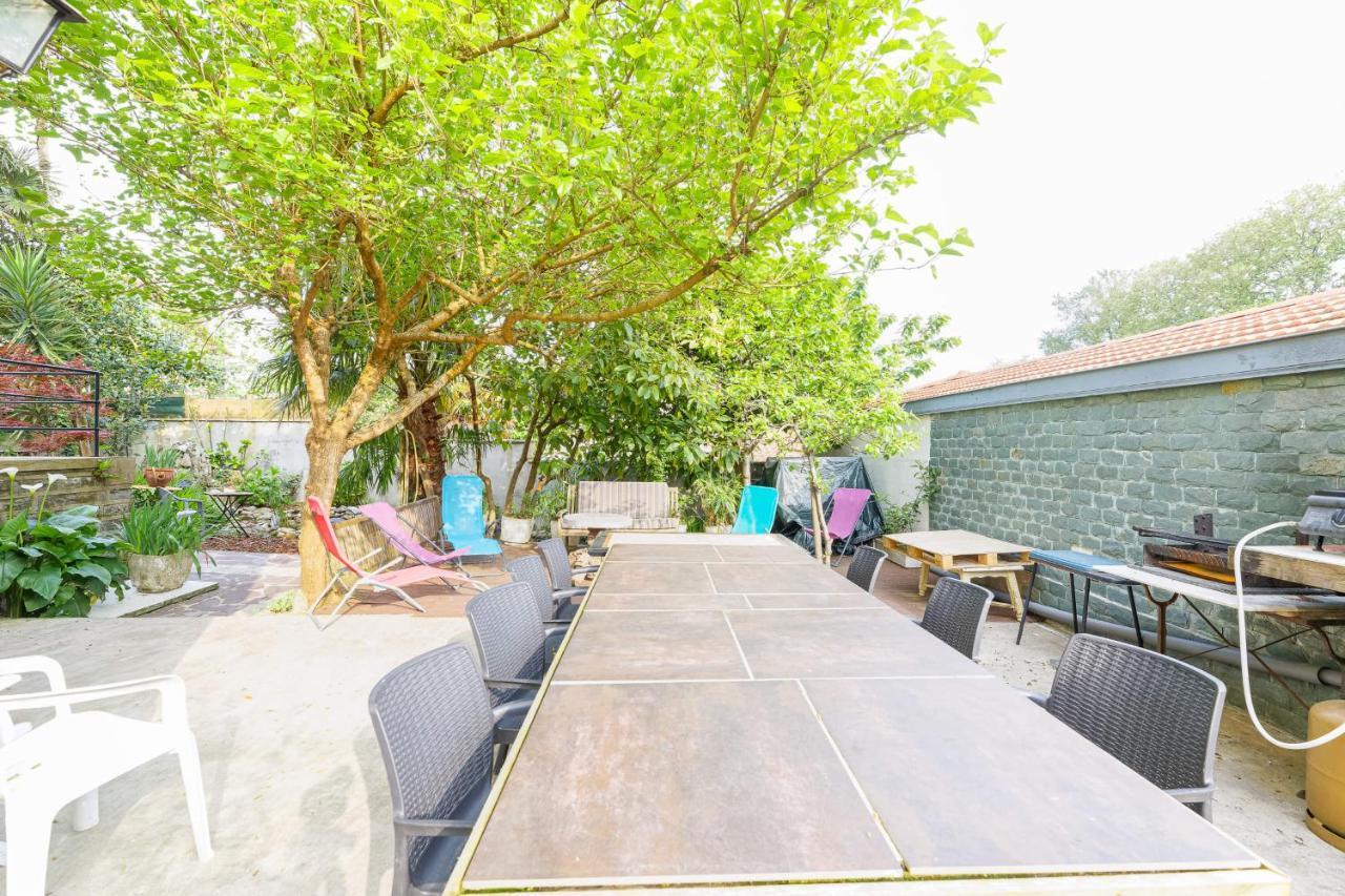 Le Doolie'S Biarritz - Siquijor Chambre Privee - Garden - Lounge Exterior foto