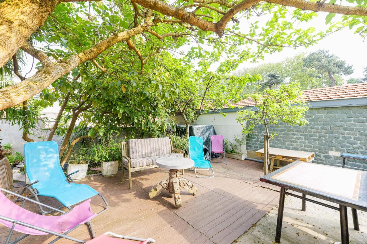 Le Doolie'S Biarritz - Siquijor Chambre Privee - Garden - Lounge Exterior foto